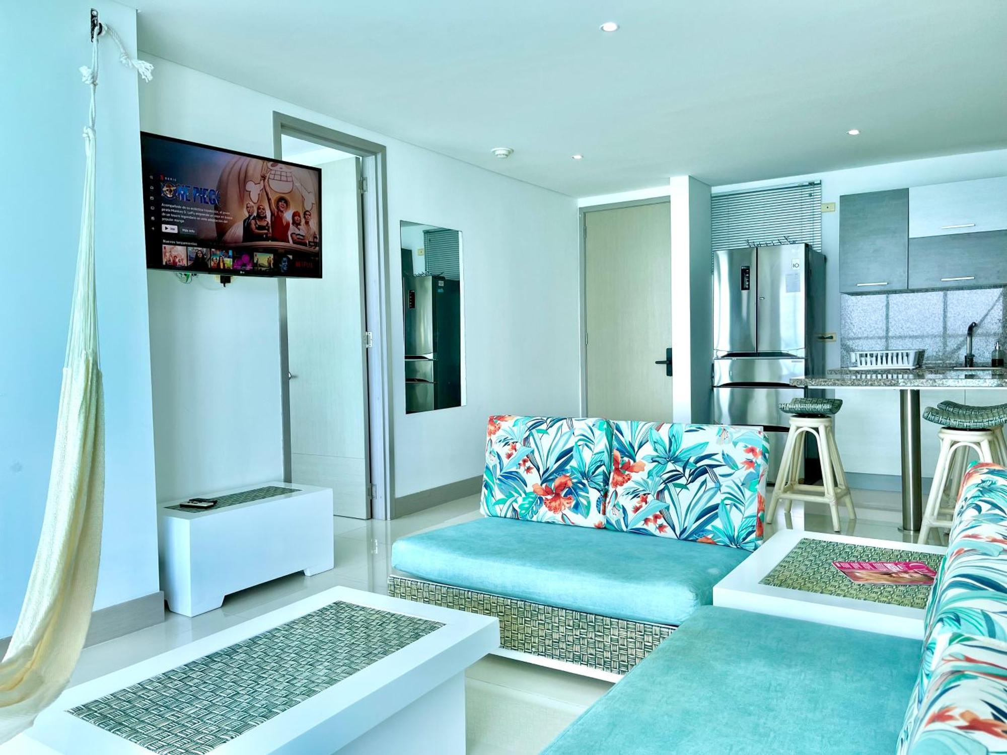 By Calamari Homes - Palmetto Beach 2504 Bocagrande *